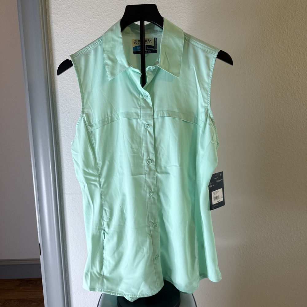 Magellan Outdoors Women's Fish Gear Button Down Top Green Size L New (KK2347)